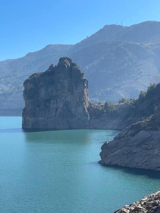 Coqueto Estudio Junto A Sierra Nevada غويخار سييرا المظهر الخارجي الصورة